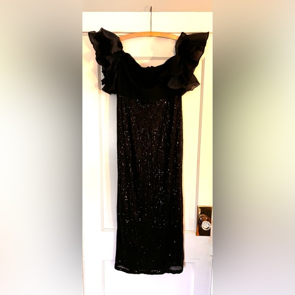 SHEIN Sequin formal gown with puff sleeve - Picture 1 of 5